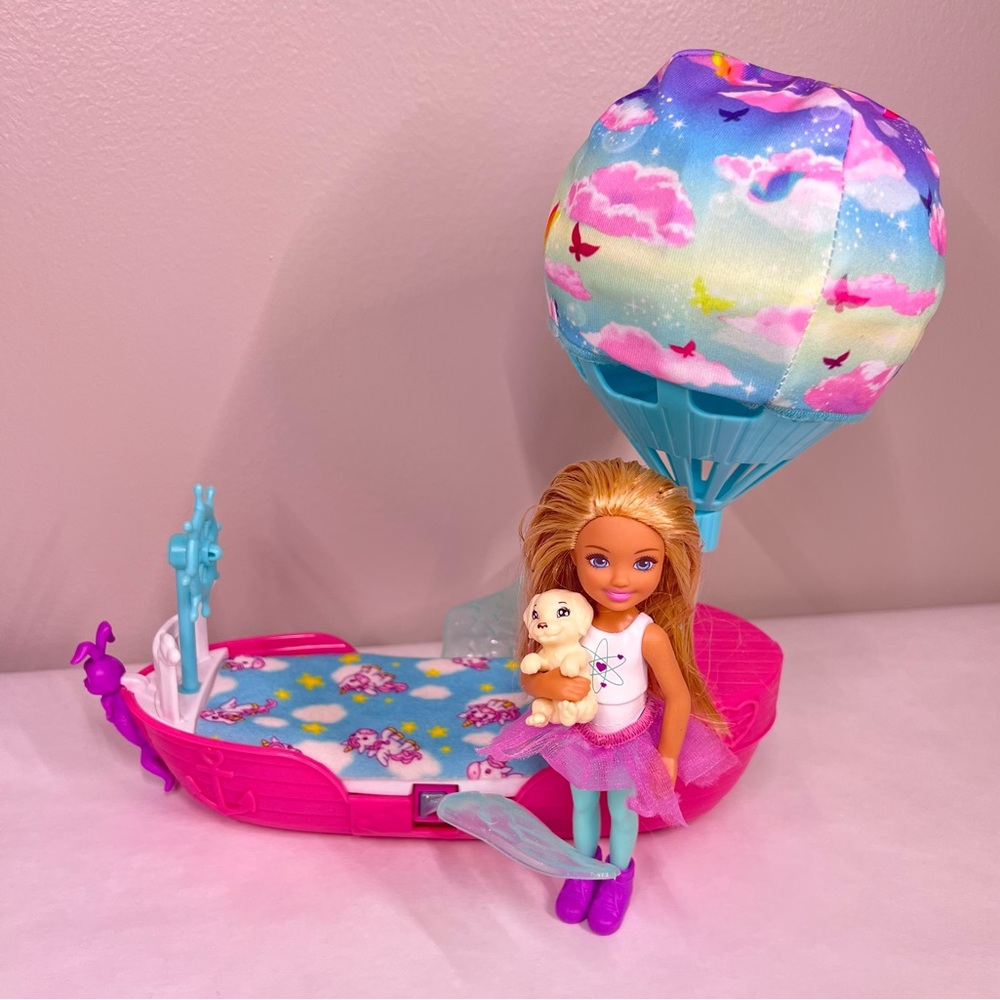 Chelsea - Barbie Dreamtopia - Magical Dreamboat